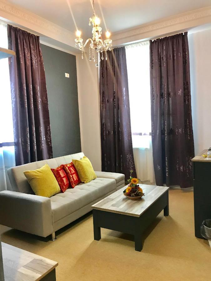 Vila 18 Hotel Boutique บูคาเรสต์ ภายนอก รูปภาพ