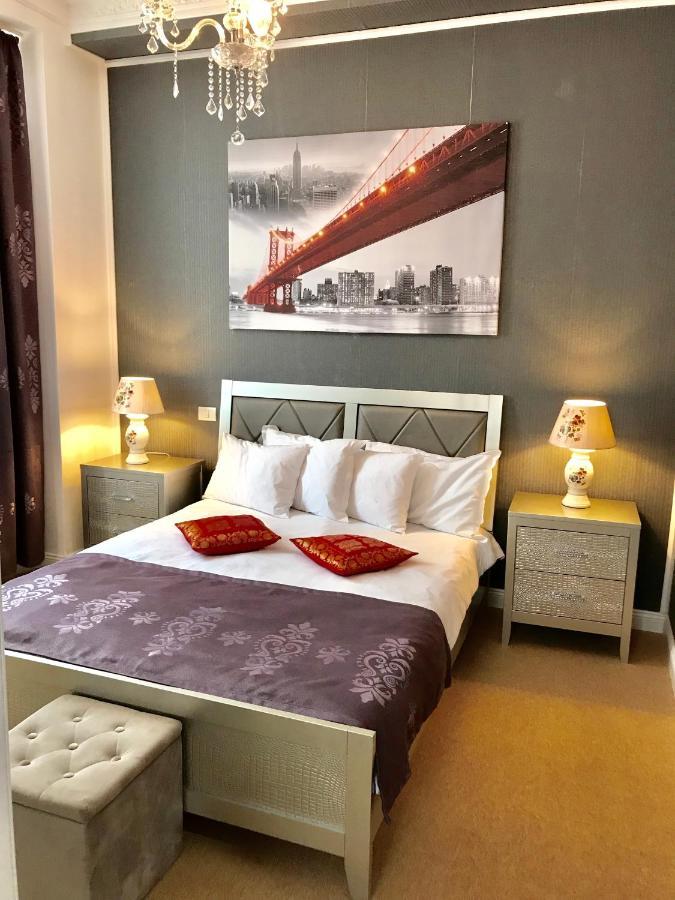 Vila 18 Hotel Boutique บูคาเรสต์ ภายนอก รูปภาพ