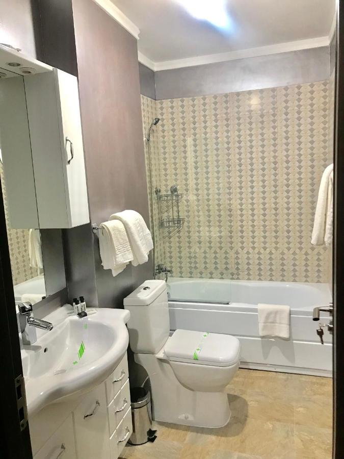 Vila 18 Hotel Boutique บูคาเรสต์ ภายนอก รูปภาพ