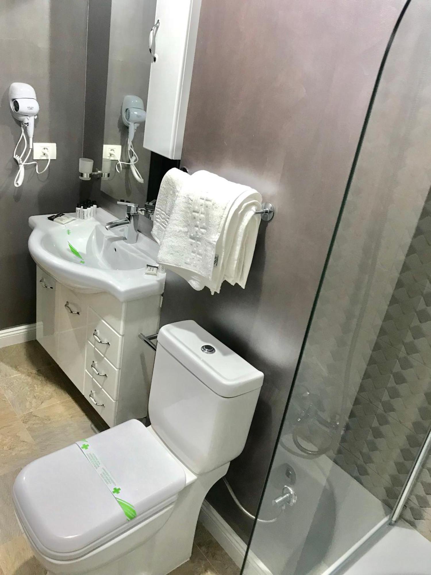 Vila 18 Hotel Boutique บูคาเรสต์ ภายนอก รูปภาพ