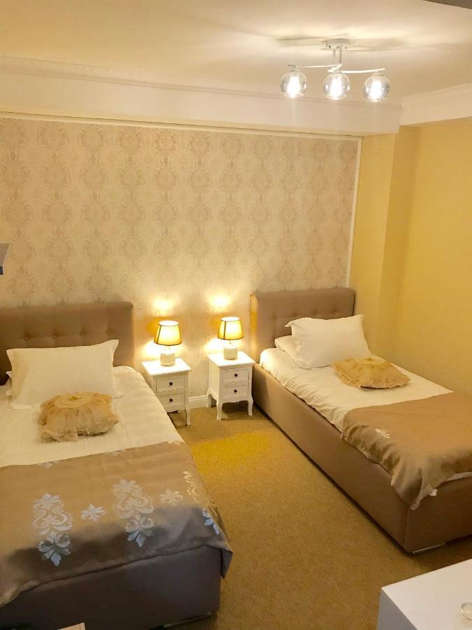 Vila 18 Hotel Boutique บูคาเรสต์ ภายนอก รูปภาพ